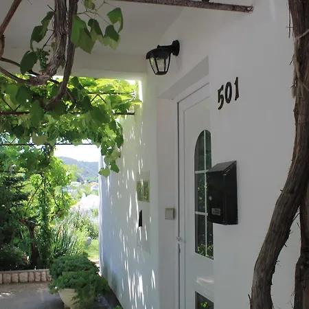 Apartments 501 - Spacious And Bright Apartment On Island Of Rab Rab Town Exterior photo